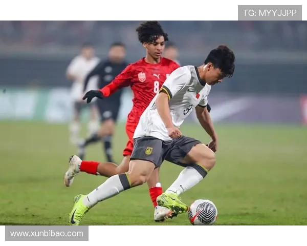 黄伟专访：从青涩球员到足球教练的成长之路与心路历程回顾